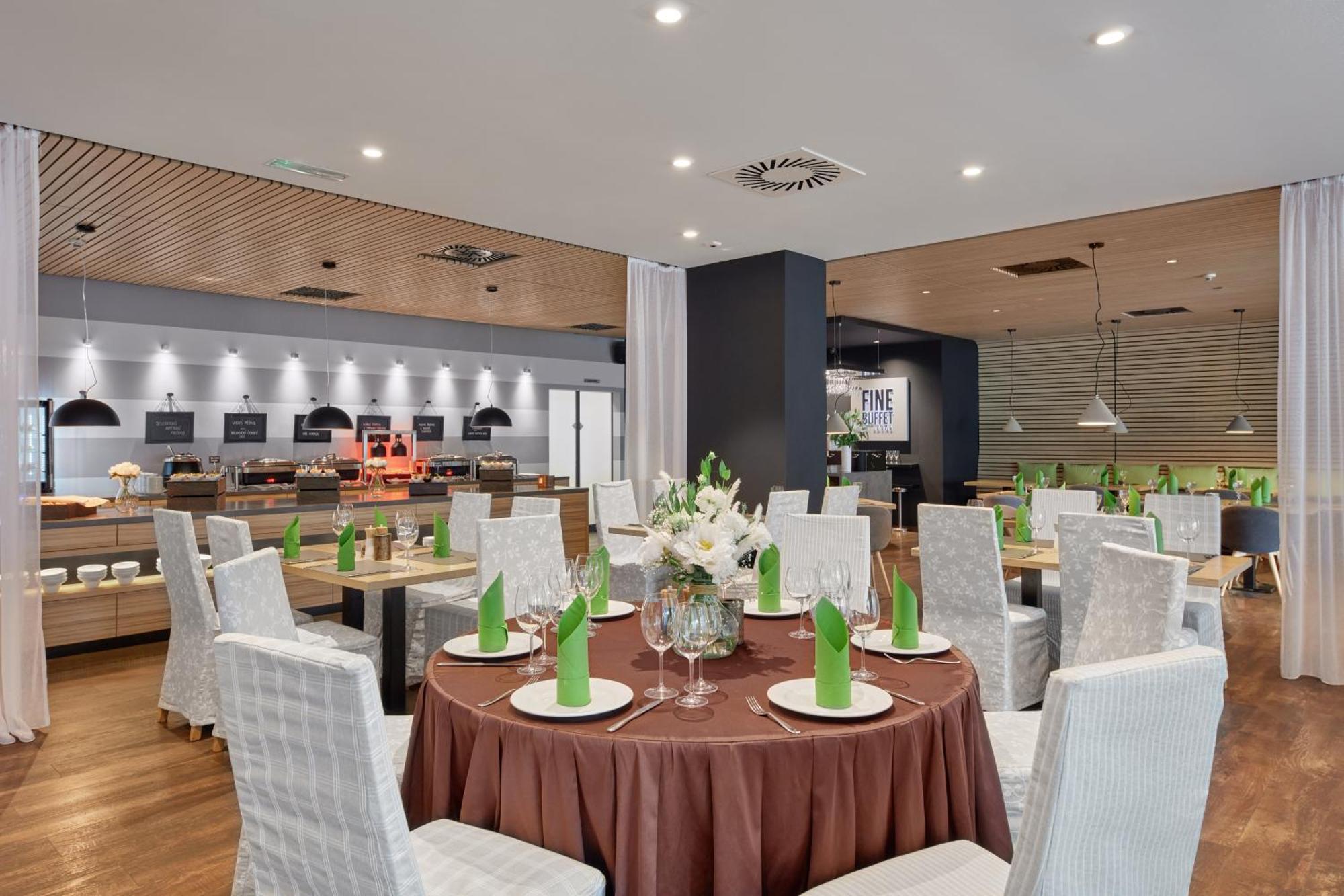 Spa Hotel Felicitas Poděbrady Dış mekan fotoğraf